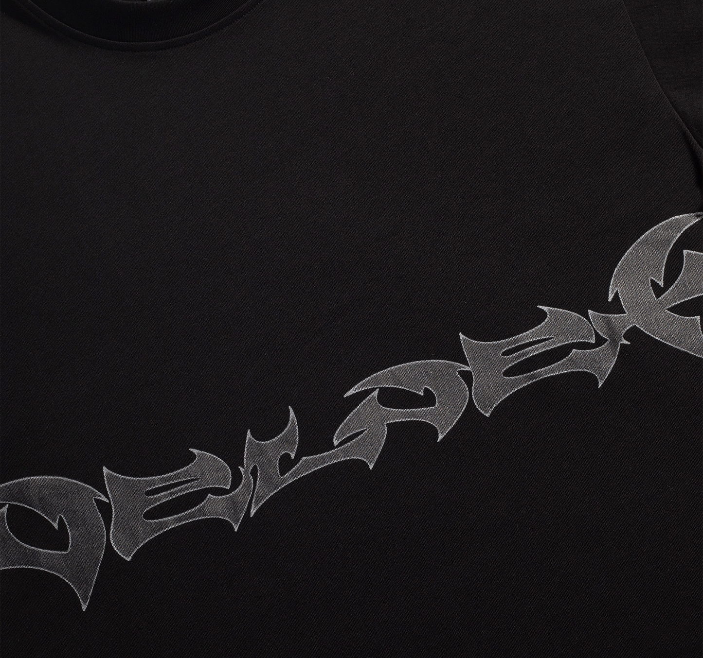 HALFWAY T-SHIRT - BLACK