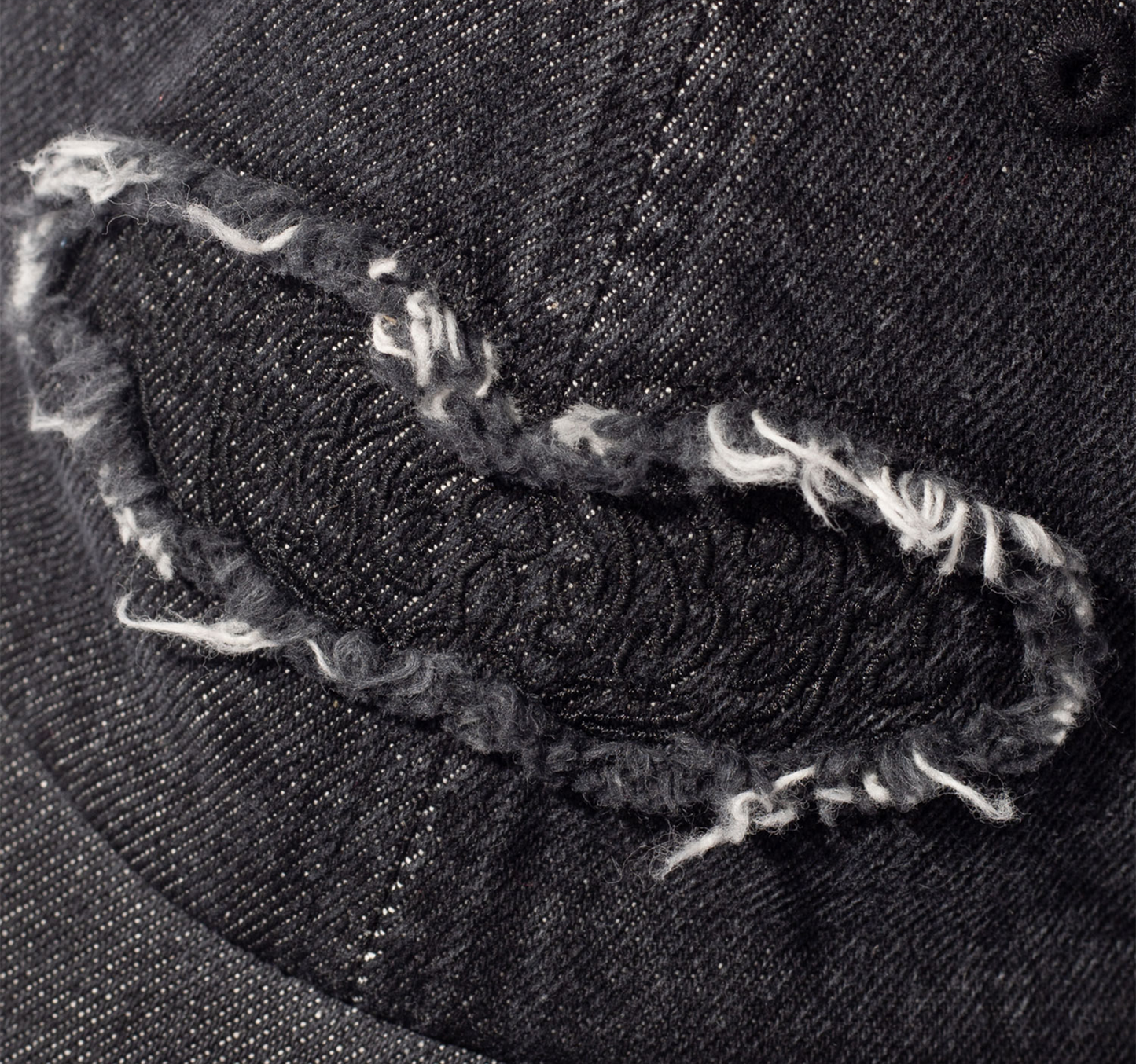 APPLIQUE DENIM CAP - BLACK