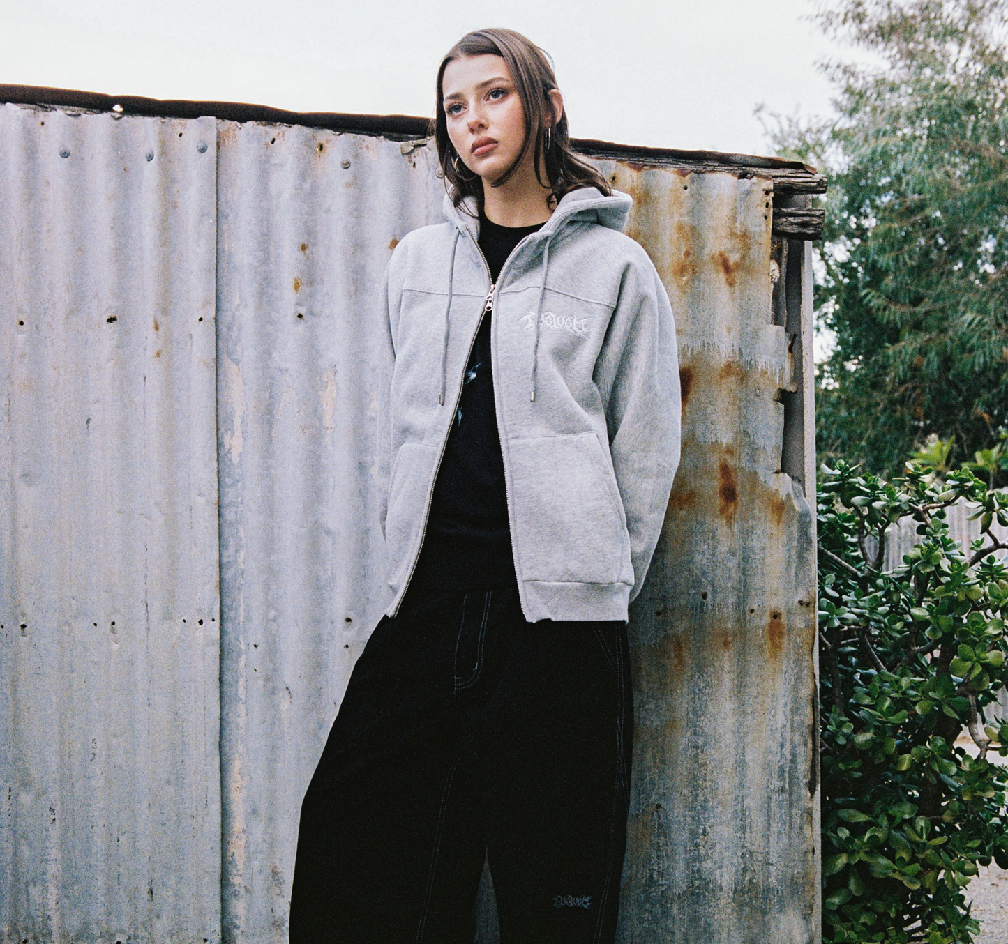 PANEL HOODIE