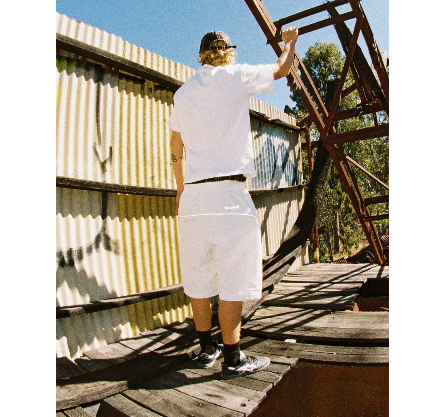 MESHLINE SHORTS - SNOW